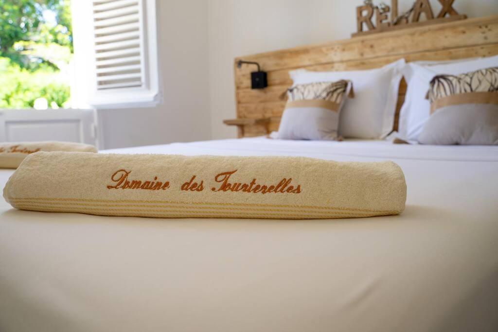 Вілла Domaine Des Tourterelles Capesterre Екстер'єр фото